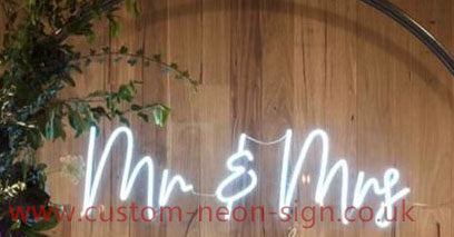 Mr And Mrs Wedding Home Deco Neon Sign 